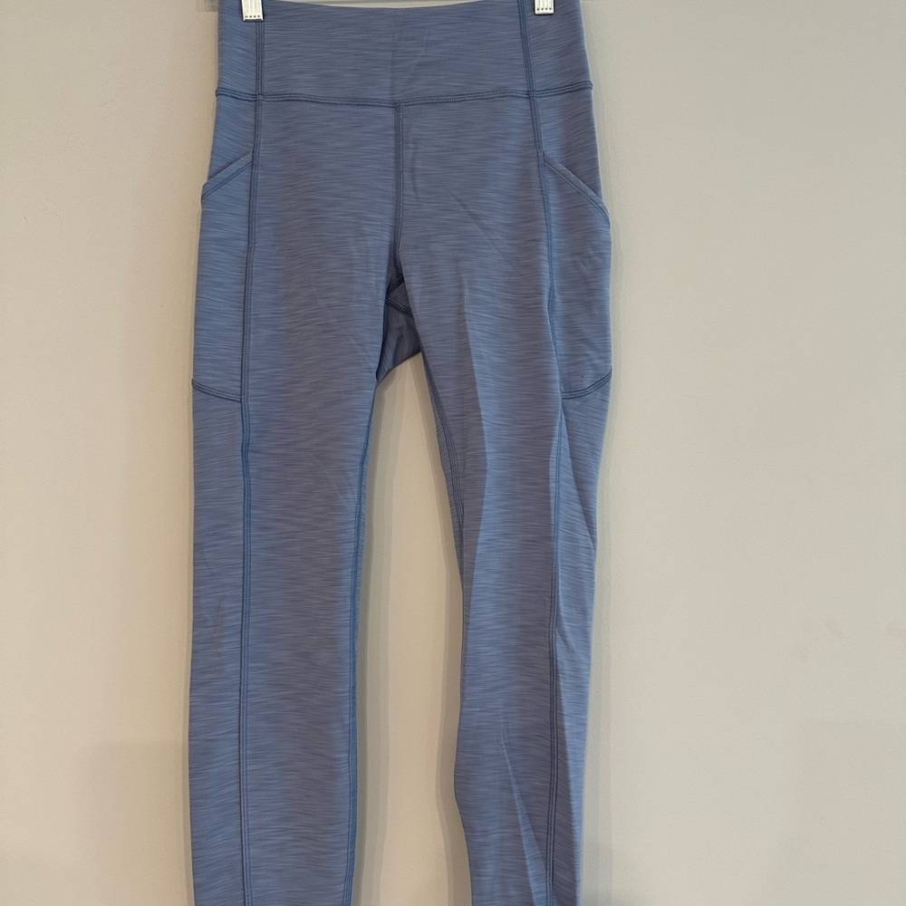 Lululemon Leggings - barely worn! size 6 - Blue High-Waisted Leggings